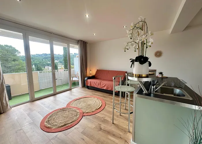 Appartement Avec Terrasse Proche Cassis